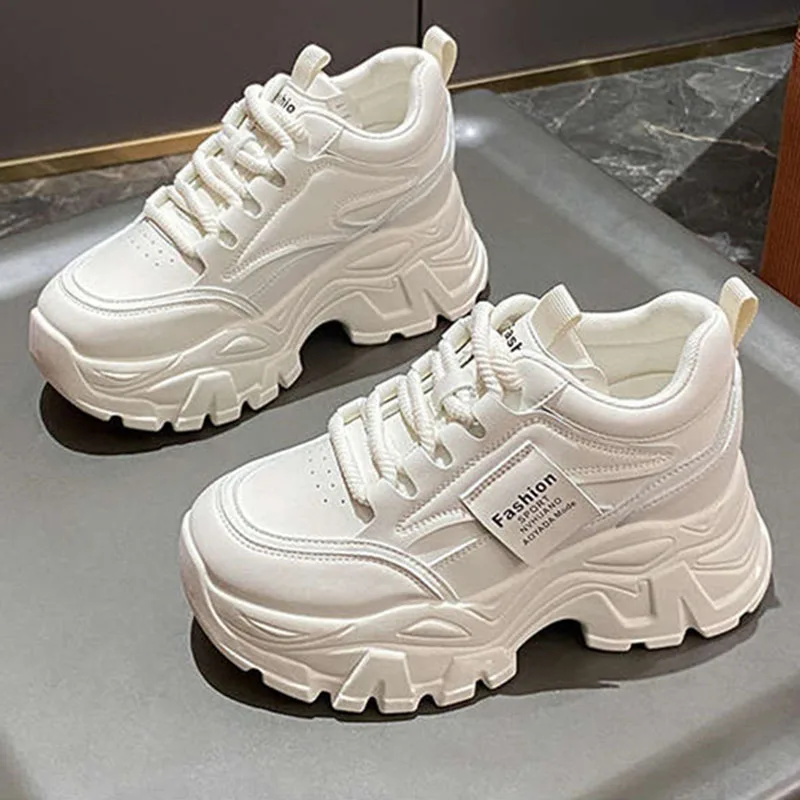 รองเท้าผ้าใบแฟชั่นใหม่ เพิ่มคว - Women'S Fashion Spring 2025 บทวิจารณ์และราคา