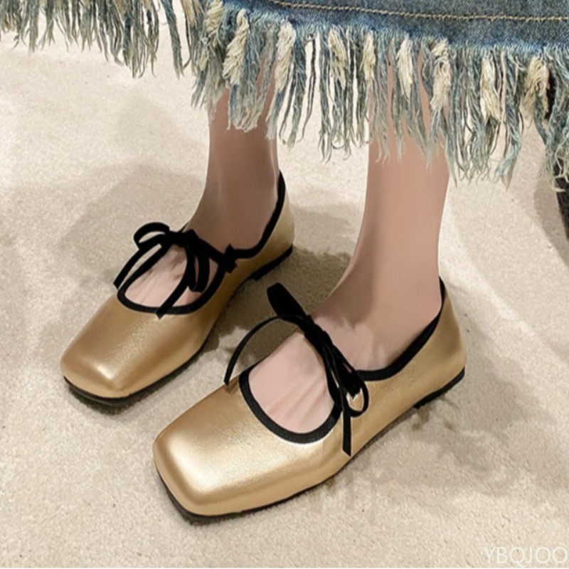 รองเท้าผู้หญิงสีพื้นเรียบง่าย  - Women'S Fashion Spring 2025 บทวิจารณ์และราคา
