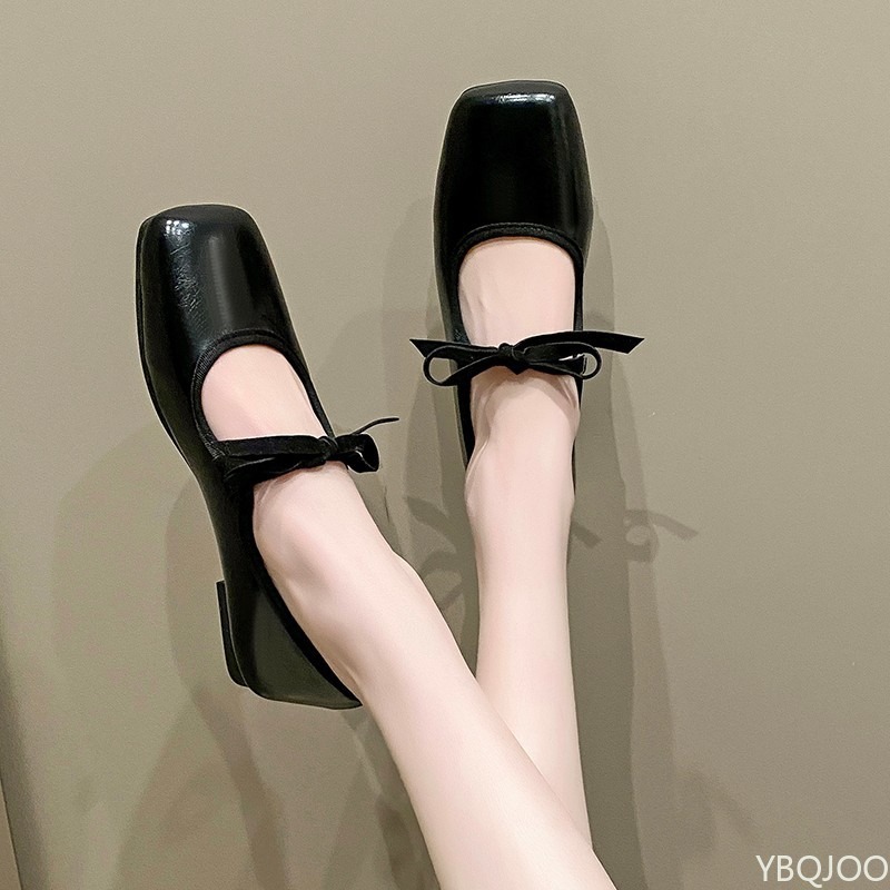 รองเท้าผู้หญิงสีพื้นเรียบง่าย  - Women'S Fashion Spring 2025 บทวิจารณ์และราคา